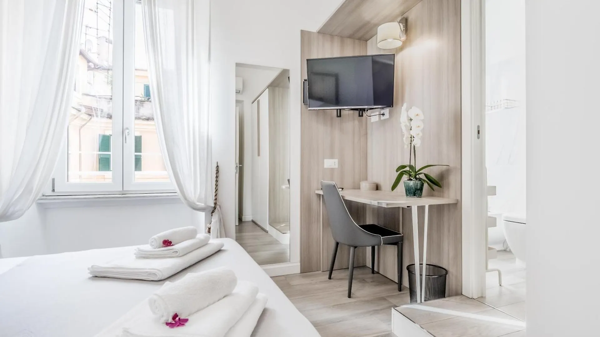 Roma Vatican Suites Inn